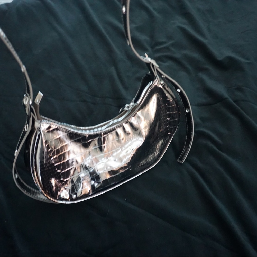 Purse - Picture 3 of 5